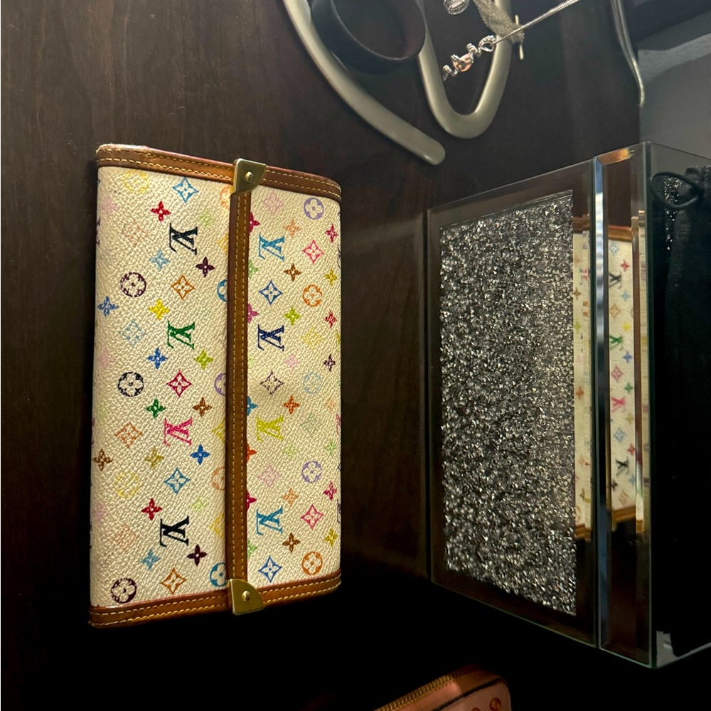 Louis Vuitton Mirikami International long vintage wallet